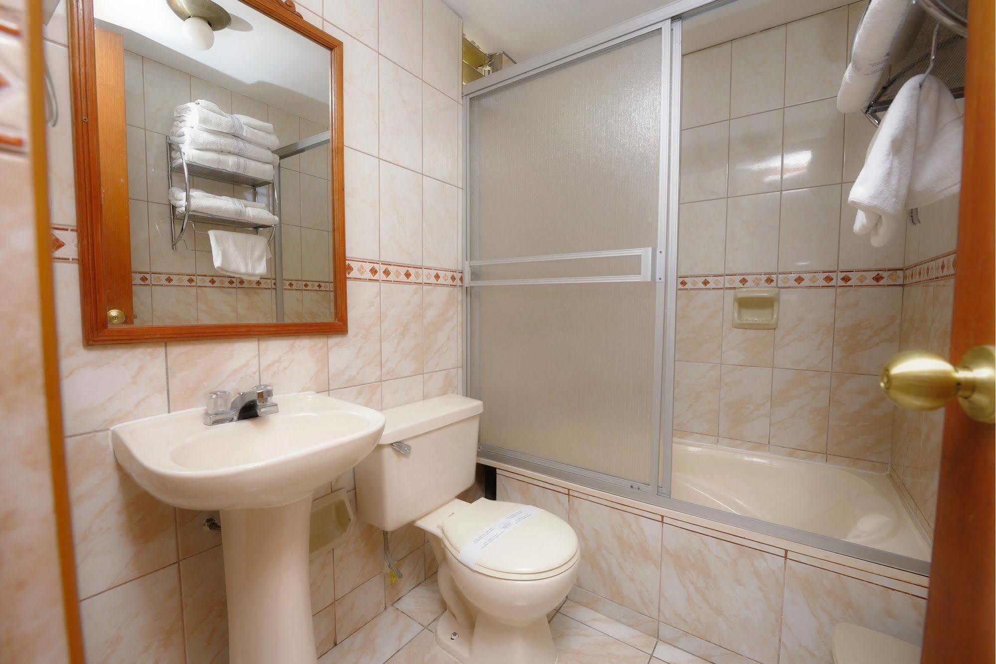 Natura Hotel 3*